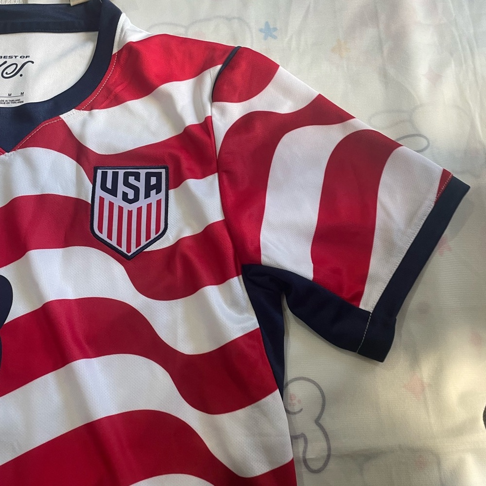 USA Men's Soccer Jersey in Red, White & Navy - Number 8 - Picture 3 of 7